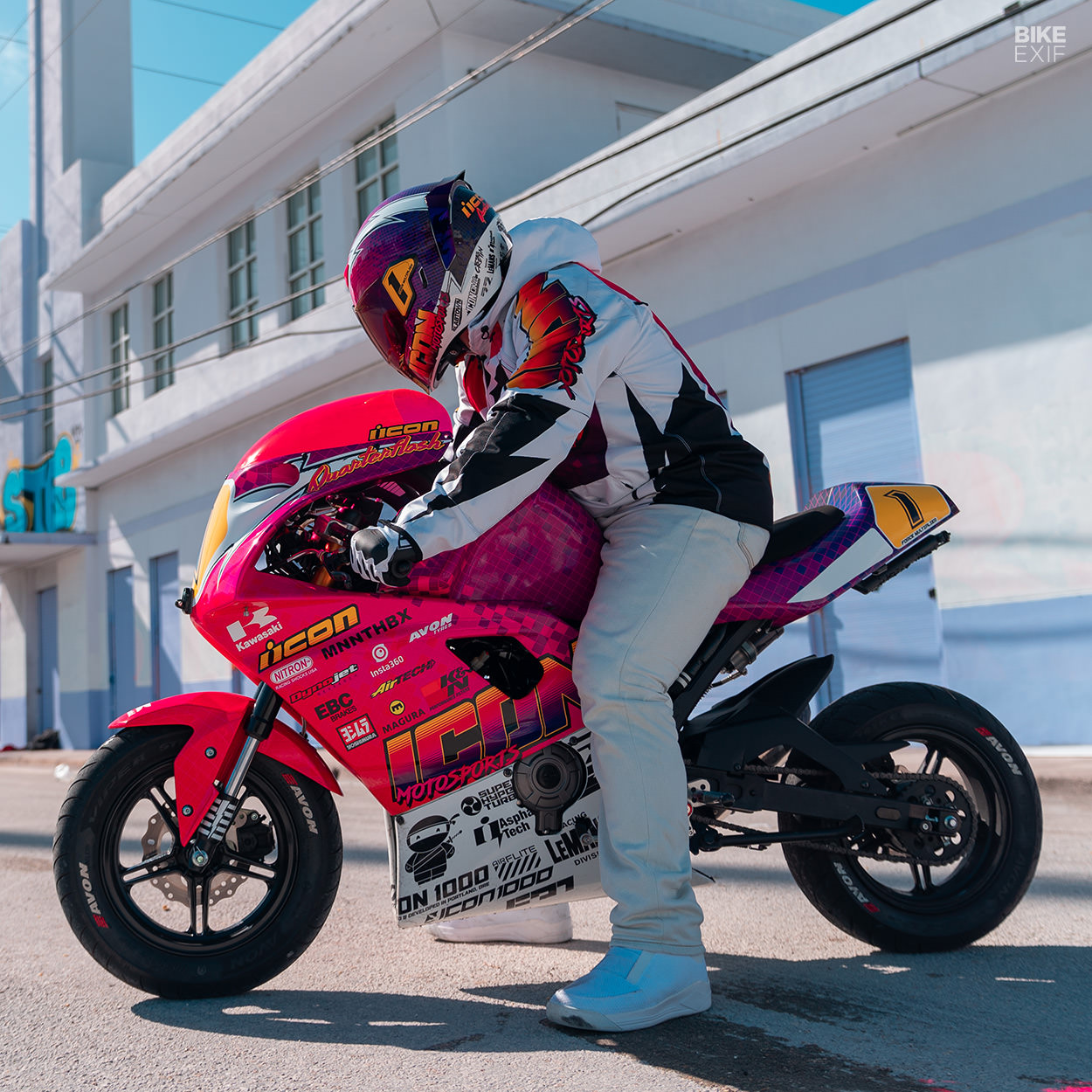 コレクション colorful Quarterflash: Icon's 80s-inspired Kawasaki Z125 | Bike EXIF