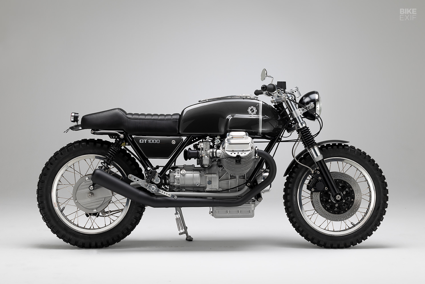 趣味・スポーツ・実用 Moto Guzzi The Complete History from 192 The Complete Book of Moto Guzzi: 100th Anniversary Edition