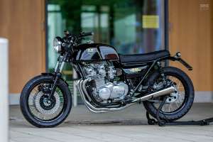 HB-CUSTOM의 가와사키 Z1000