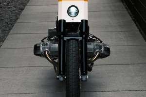 G-Lab 및 Sport Evolution의 BMW R100R Street Tracker